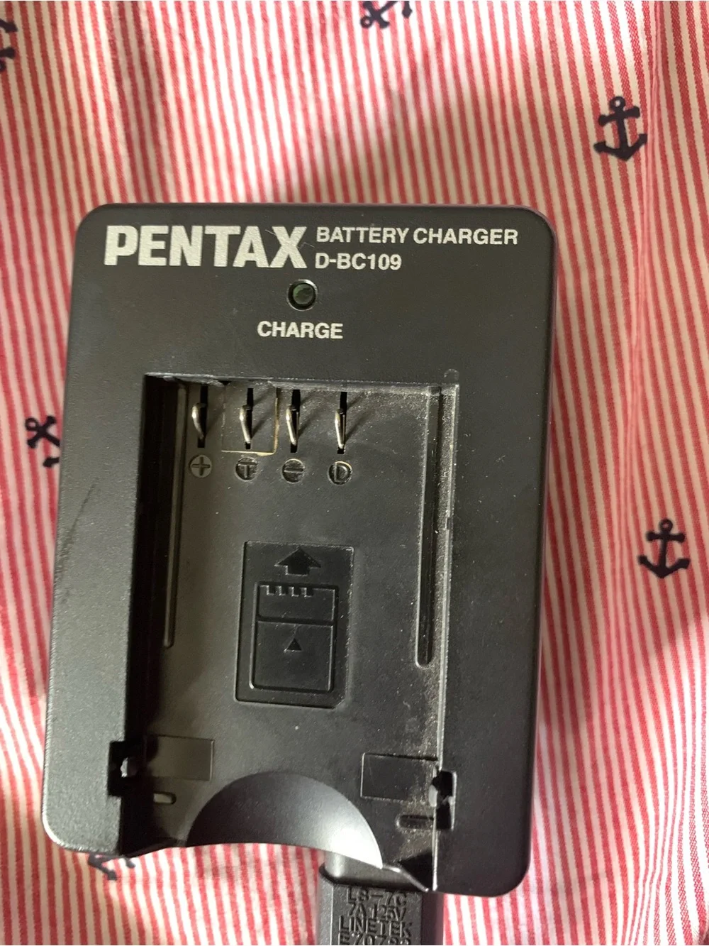 Pentax Black D-BC109 Battery Charger